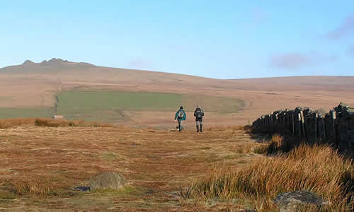 Walkers on Dartmoor, Great Hessary Tor