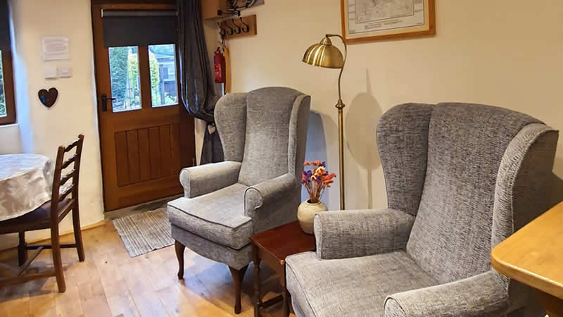 Relax at Annie's Cottage