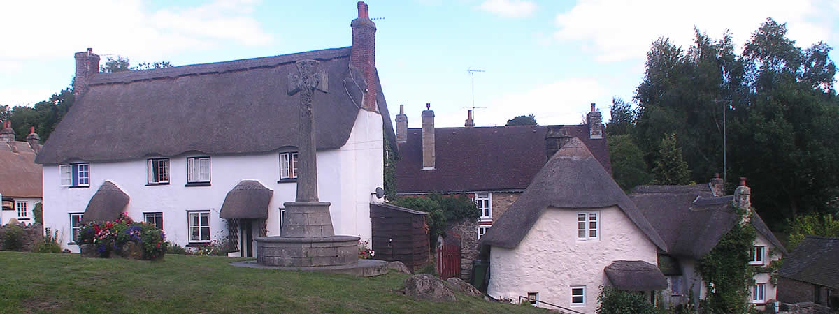 Lustleigh is a picturesque moorland village within easy reach
